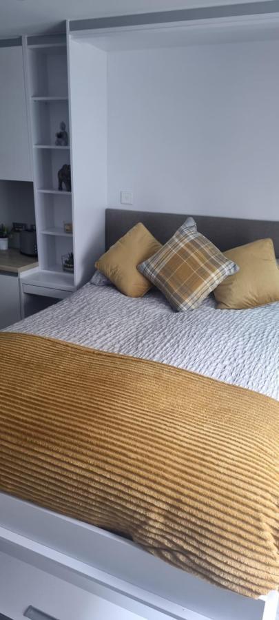 The Hub Gibraltar Appartamento Esterno foto